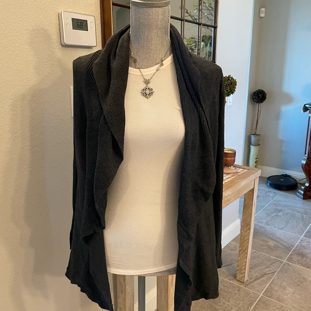 White house black market cardigan